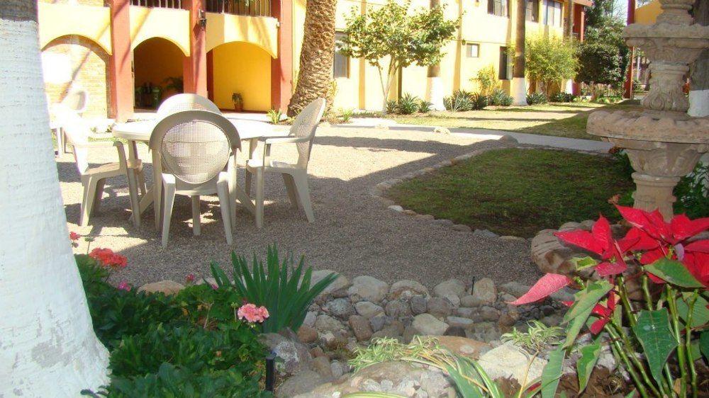 La Gloria De Calvillo Hotel Exterior photo
