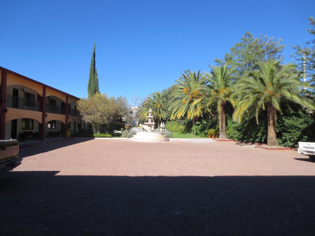 La Gloria De Calvillo Hotel Exterior photo